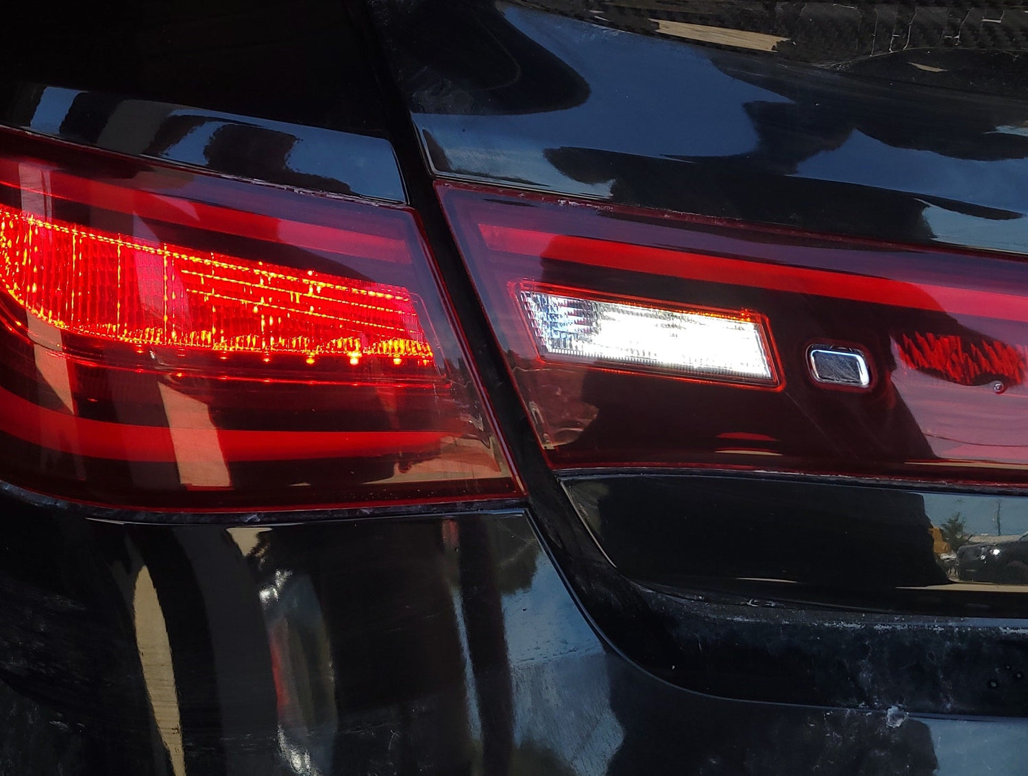 Infiniti Q60